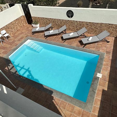 Villa Crotos Costa Teguise Exterior photo